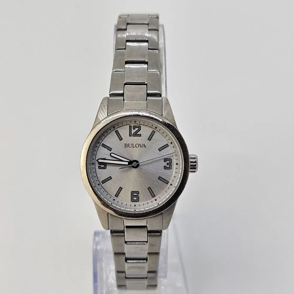 Bulova Women's Watch 28MM Gray Dial Bracelet‎ Band 7.5